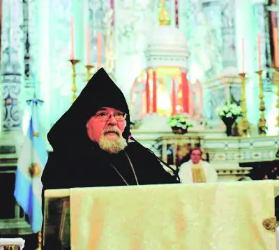 Arzobispo Kissag Mouradian