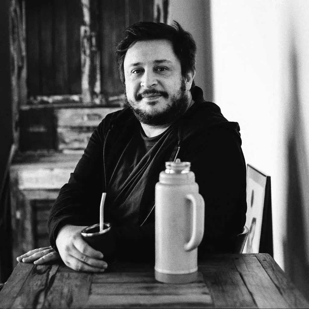 HERNÁN CASCIARI