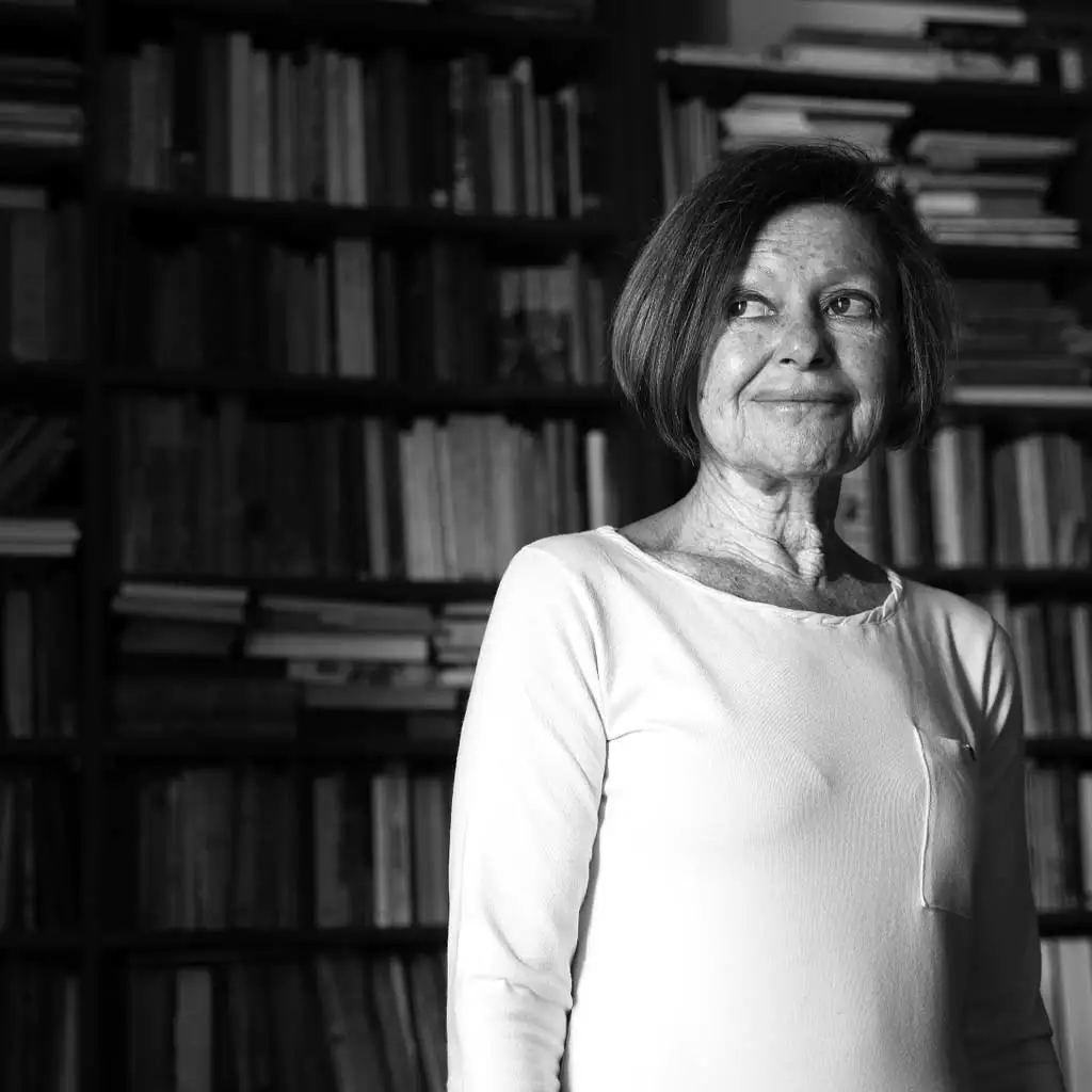 LILIANA HEKER