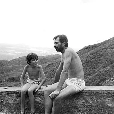 Patricio Pron / Una foto de la infancia