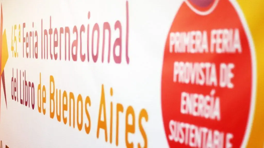 Universos Literarios Muestra Fotográfica en la 45º Feria Internacional del Libro de Buenos Aires. Fotografías de Magdalena Siedlecki y Pablo José Rey.