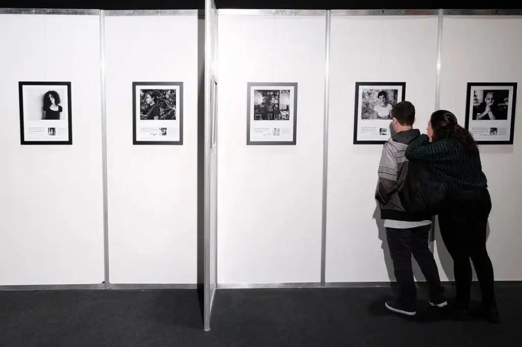 Universos Literarios Muestra Fotográfica en la 45º Feria Internacional del Libro de Buenos Aires. Fotografías de Magdalena Siedlecki y Pablo José Rey.